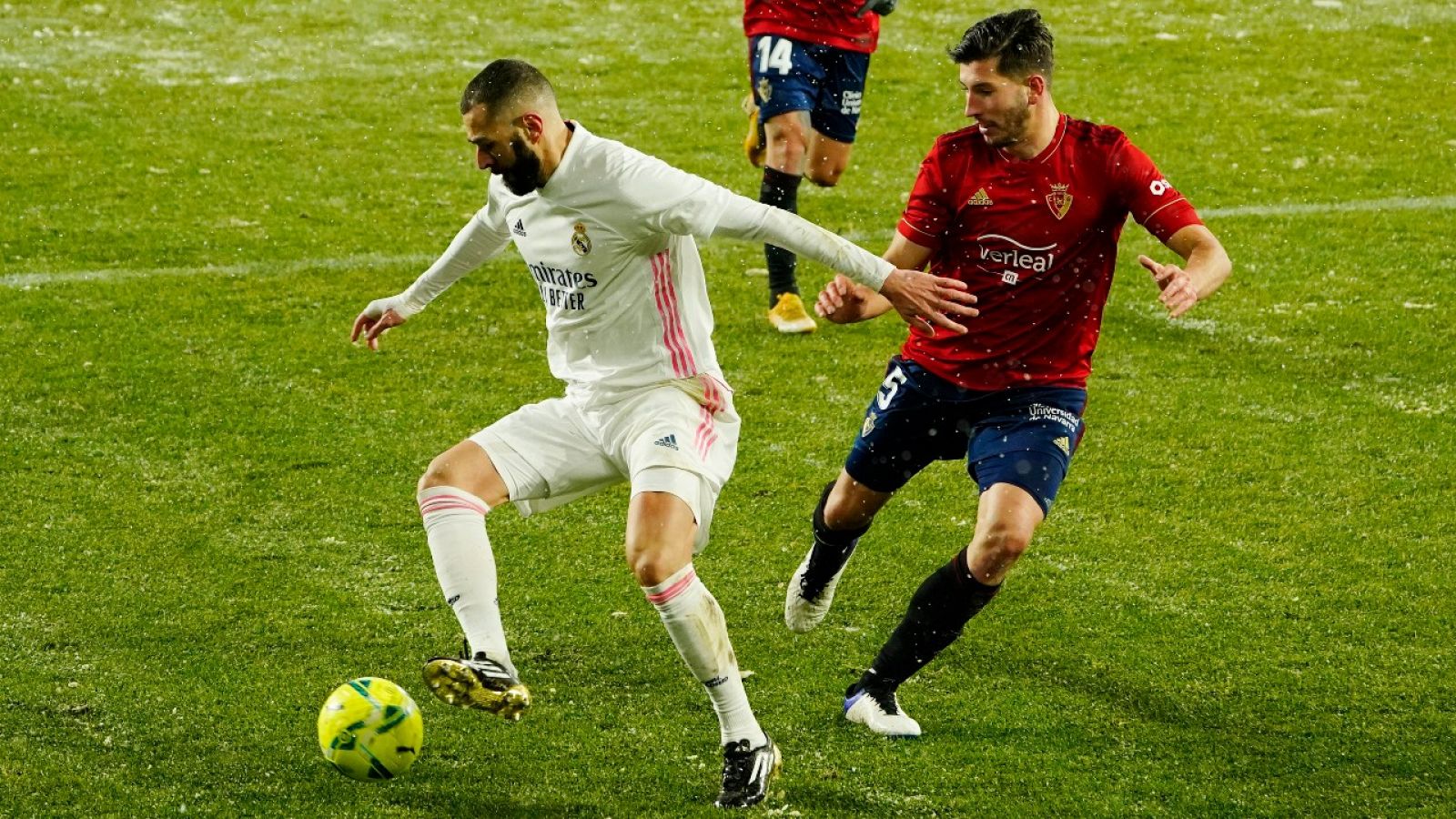 Osasuna y Real Madrid igualan fuerzas en Pamplona