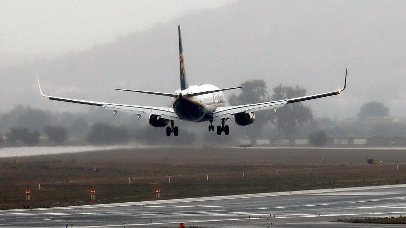 Los aeropuertos valencianos acogieron algunos de los vuelos desviados desde el de Barajas, en Madrid, cerrado por la borrasca Filomena