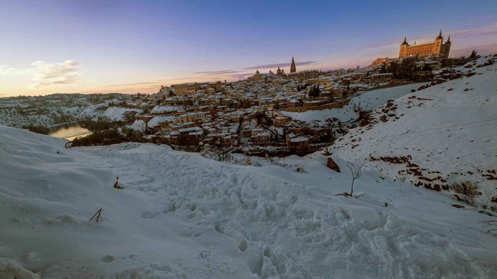 Vista general de la ciudad de Toledo tras el paso de la borrasca Filomena