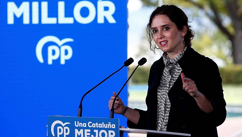 La presidenta de la Comunidad de Madrid, Isabel Díaz Ayuso, este sábado en un acto electoral en Barcelona