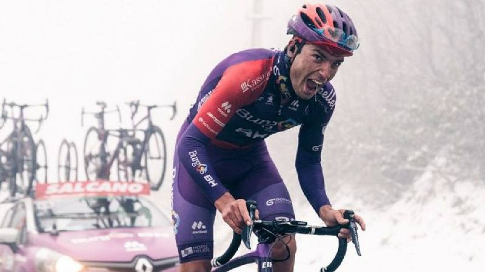 Jaume Sureda, ciclista del Burgos BH, durante una carrera.