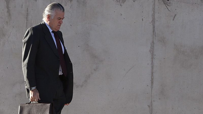 El extesorero del PP Luis Bárcenas, en una imagen de archivo, llega a la Audiencia Nacional