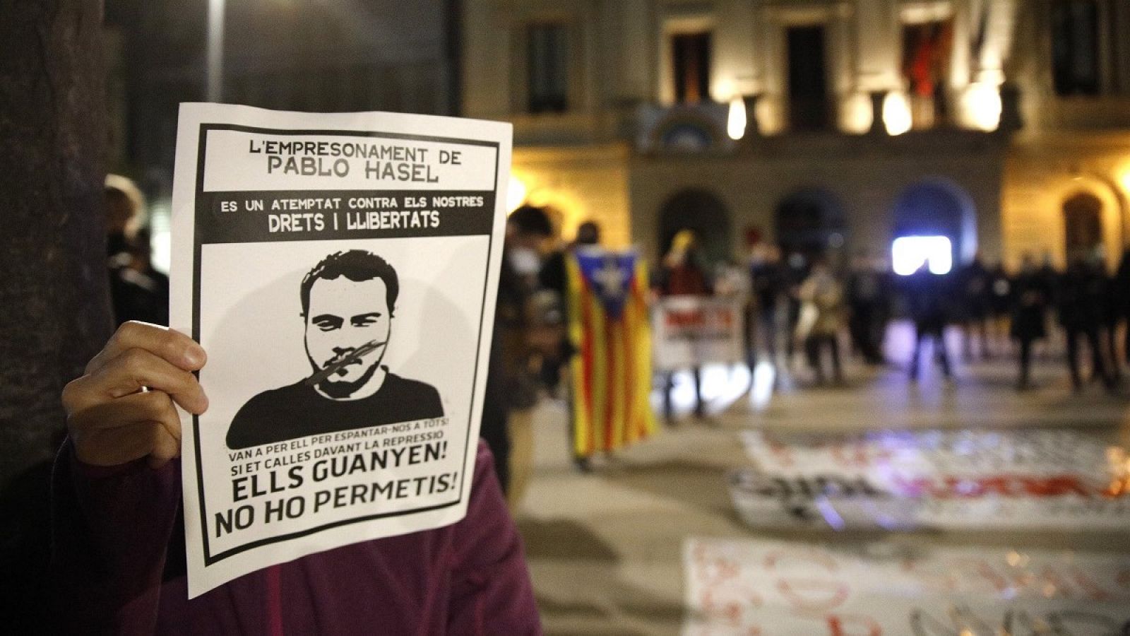 Manifiestación en Barcelona para pedir la libertad del rapero Pablo Hasél