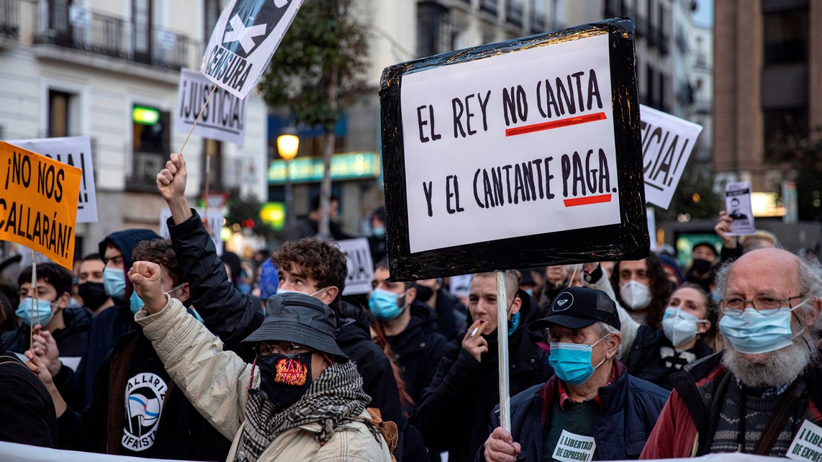 Concentración para protestar por la decisión de la Audiencia Nacional de encarcelar a Hásel