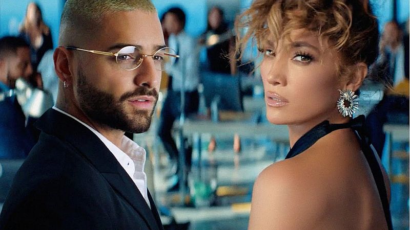 Maluna y Jennifer López, protagonistas de 'Marry me'