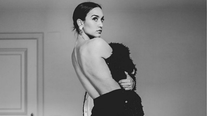 Megan Montaner en una sesión de fotos para Telva