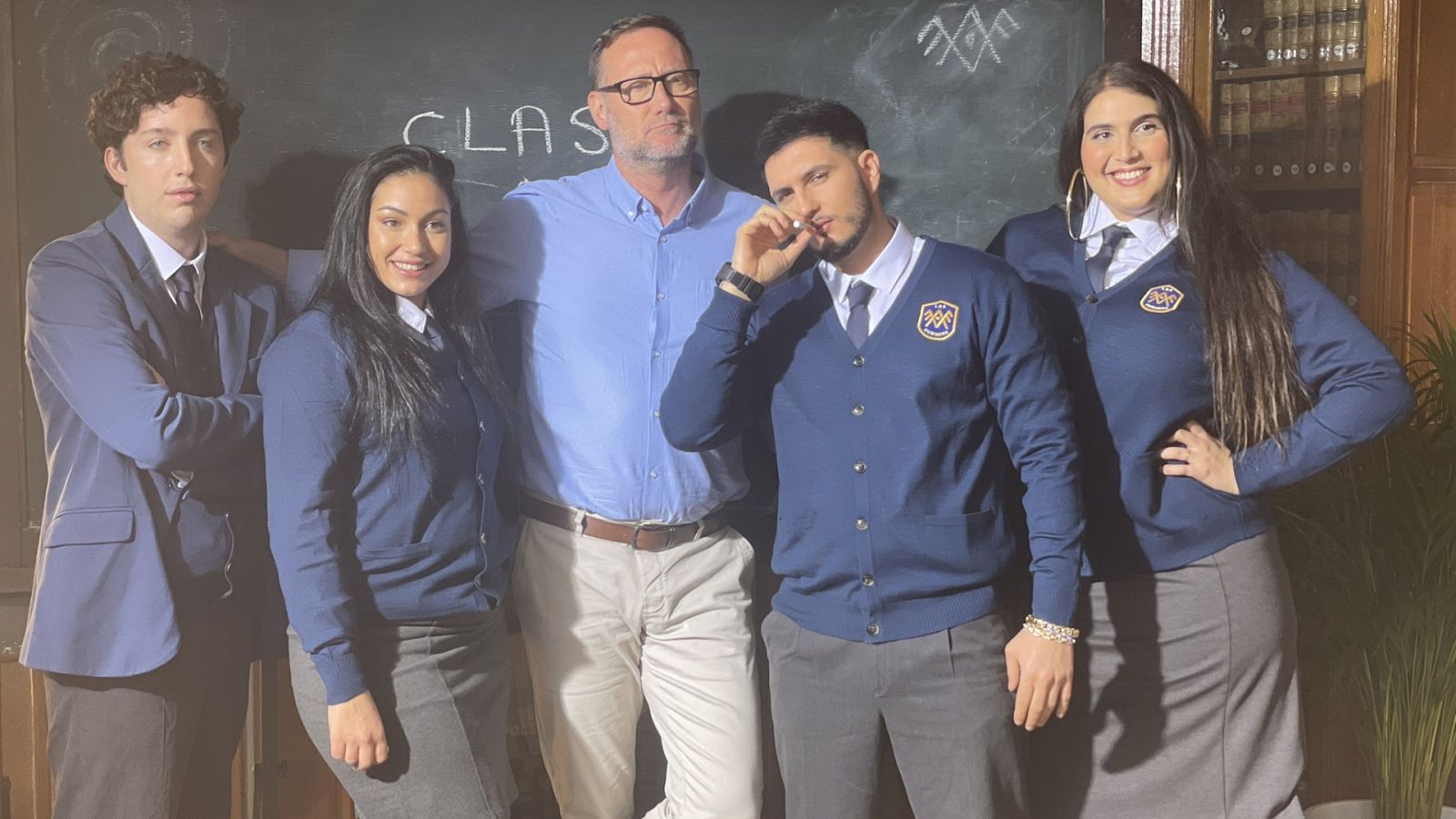 Omar Montes protagoniza el último anuncio de 'El Internado: Las Cumbres'