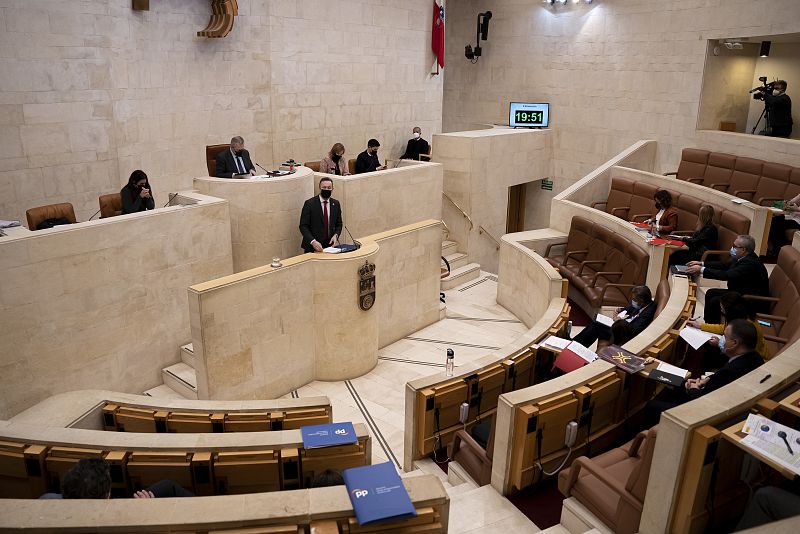 El Pleno del Parlamento aprobó la Ley de Pesca por unanimidad