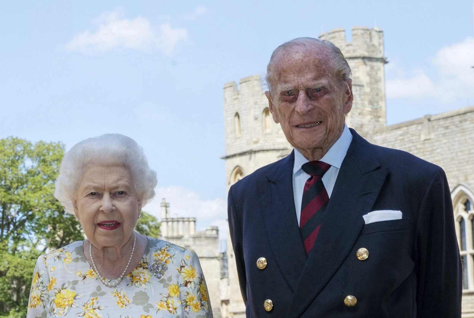 Felipe de Edimburgo y la reina Isabel II en una imagen tomada el 1 de junio de 2020.