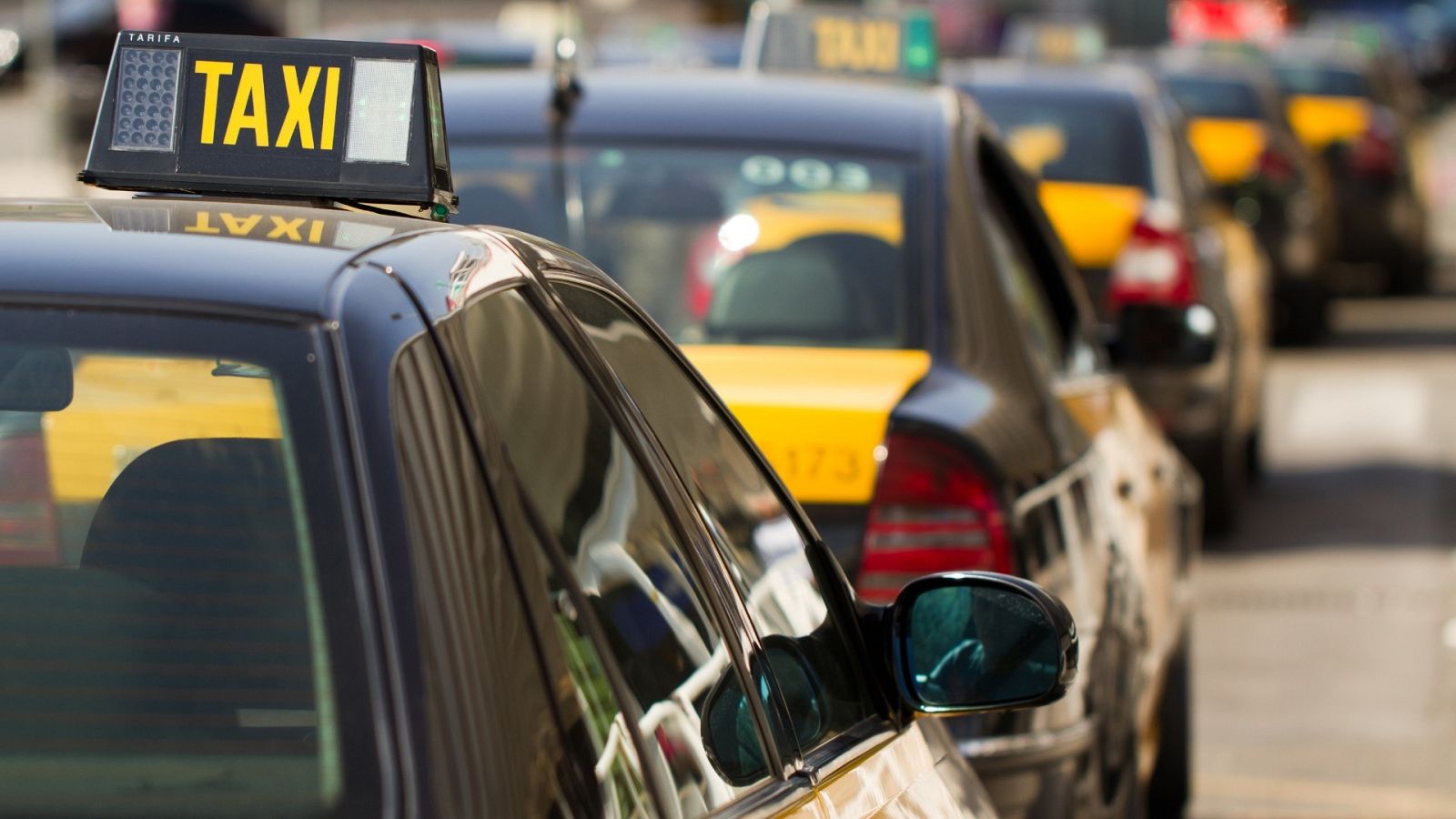 350 taxistas que se han mostrado dispuestos a trabajar con la aplicación.