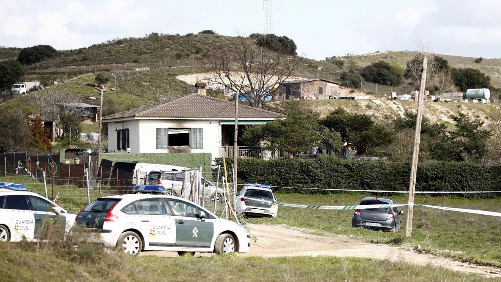 Vivienda en la localidad madrileña de El Molar en la que fueron halladas muertas la mujer y la niña.