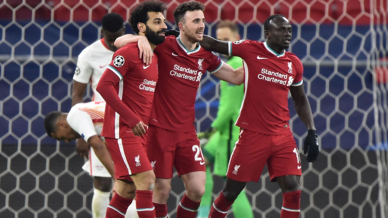 Los jugadores del Liverpool celebran un gol al Leipzig