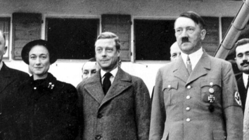 Wallis Simpson, el duque de Windsor y Adolf Hitler