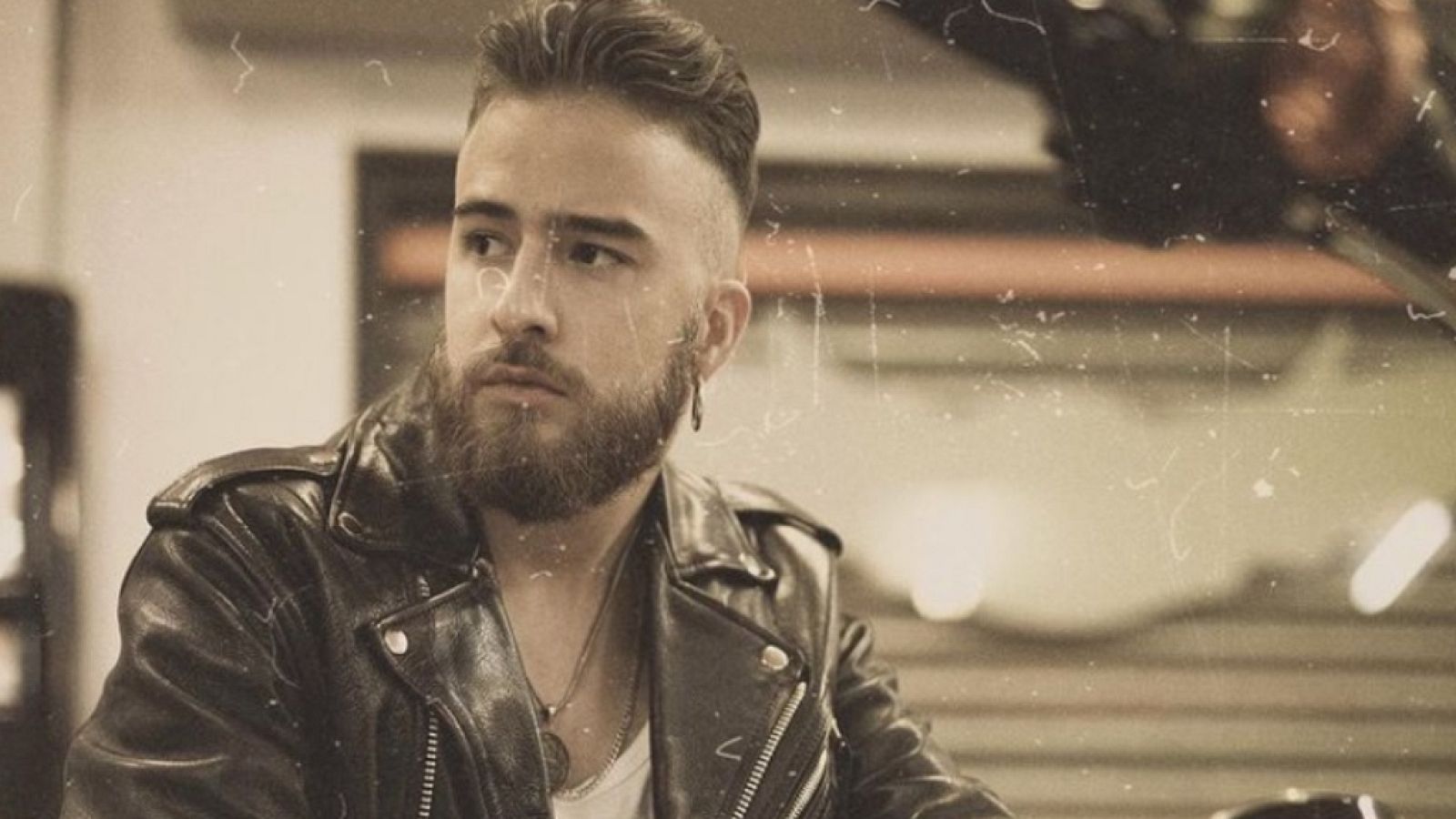  Bobes presenta "Miss Carnaval": "Componer me ayuda a canalizar lo que siento"