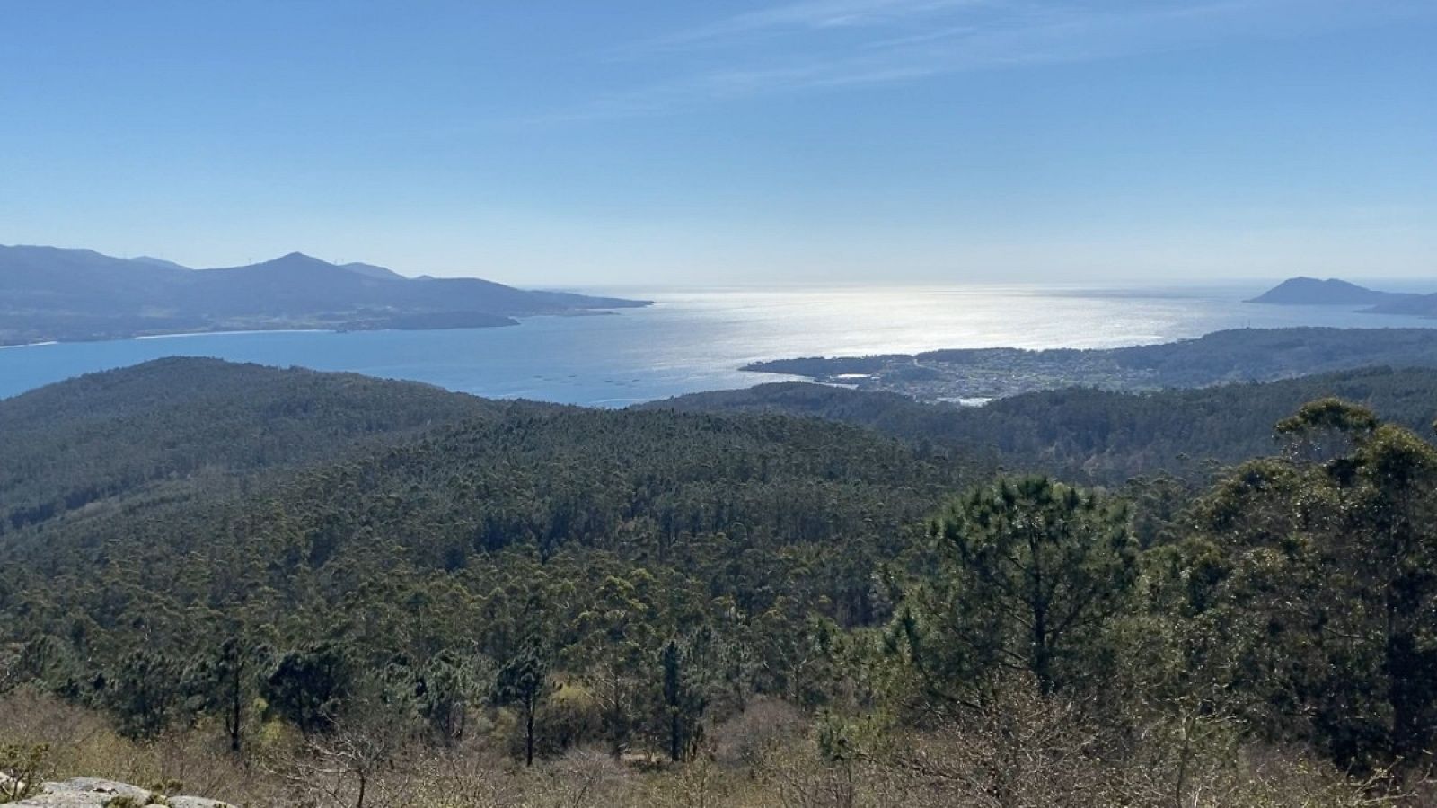 Vista de la ría de Muros-Noia desde el mirador desde el Monte Tremuzo