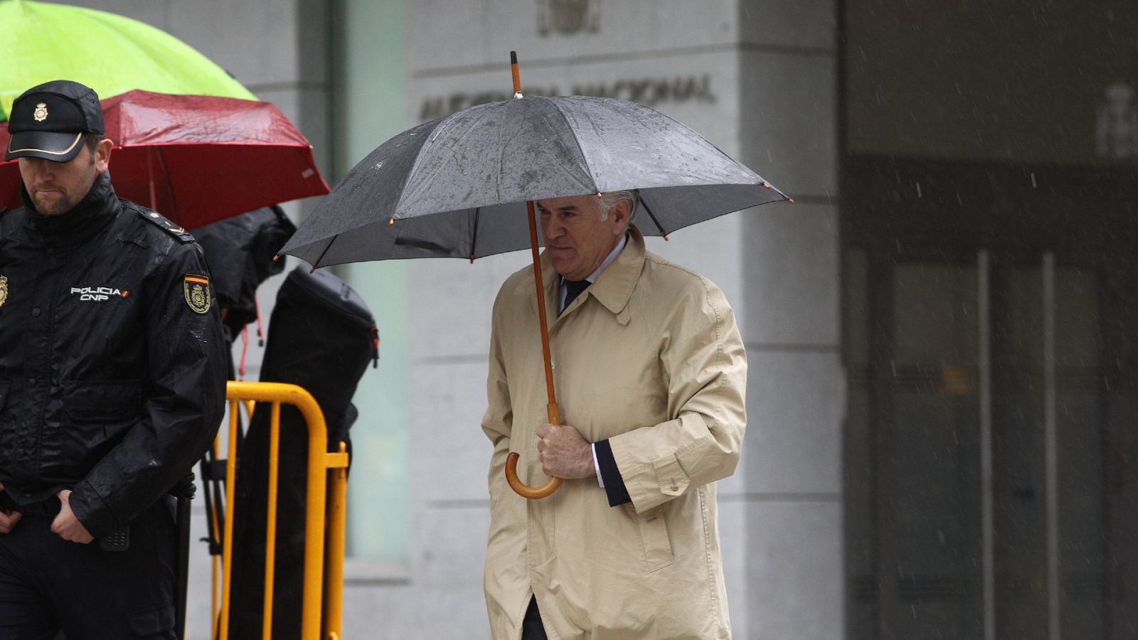 El extesorero del PP Luis Bárcenas, en una imagen de archivo frente a la Audiencia Nacional.