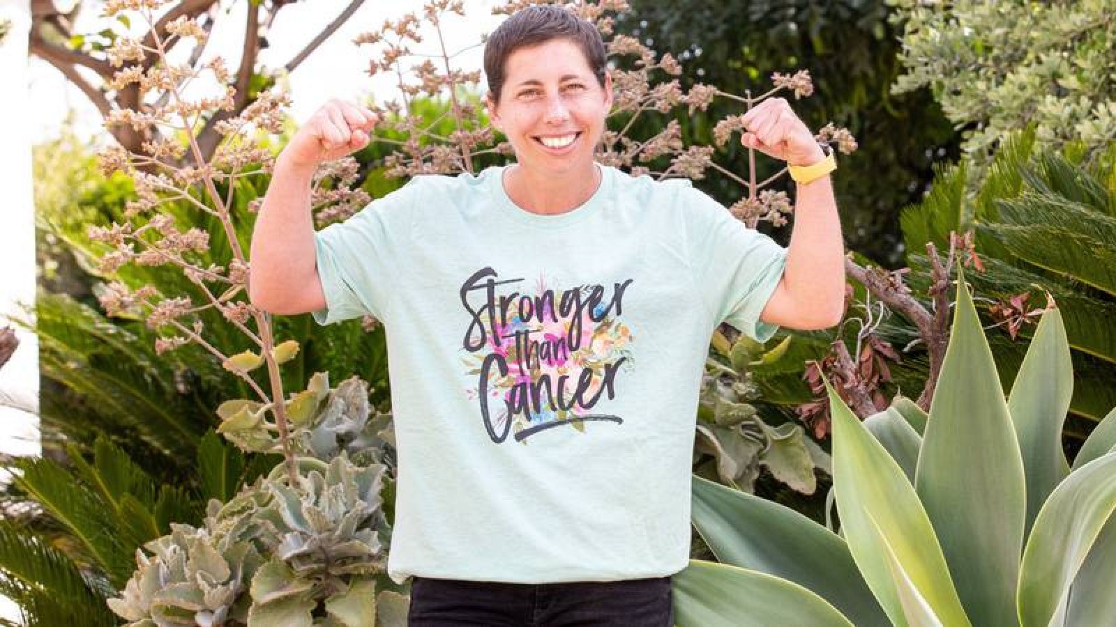 Foto compartida por Carla Suárez en su perfil de twitter para anunciar que deja atrás el cáncer.