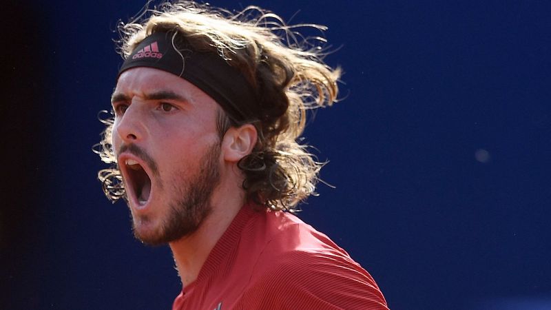 El tenista griego Stefanos Tsitsipas durante la final del Trofeo Conde de Godó ante el español Rafael Nadal.