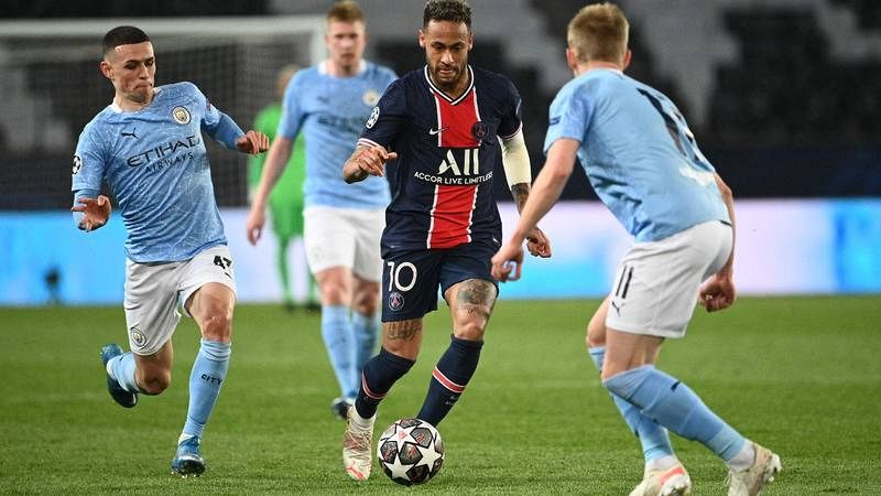 El jugador del PSG Neymar durante el partido de ida de semifinales de Champions ante el Manchester City.