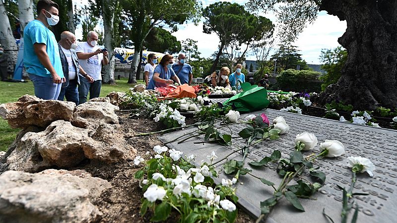 Acto de homenaje en el aeropuerto de Adolfo Suarez-Barajas