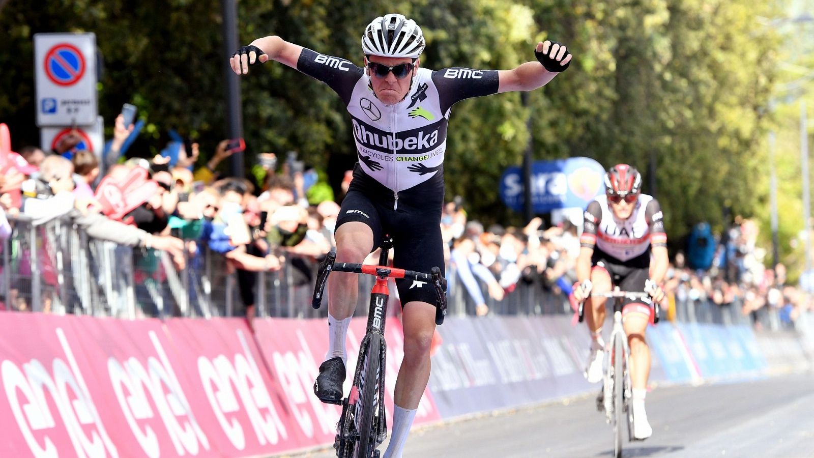 Mauro Schmid gana la etapa 11 del Giro de Italia