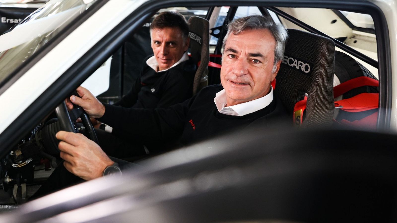 Carlos Sainz y Lucas Cruz fichan por Audi para el Dakar 2022