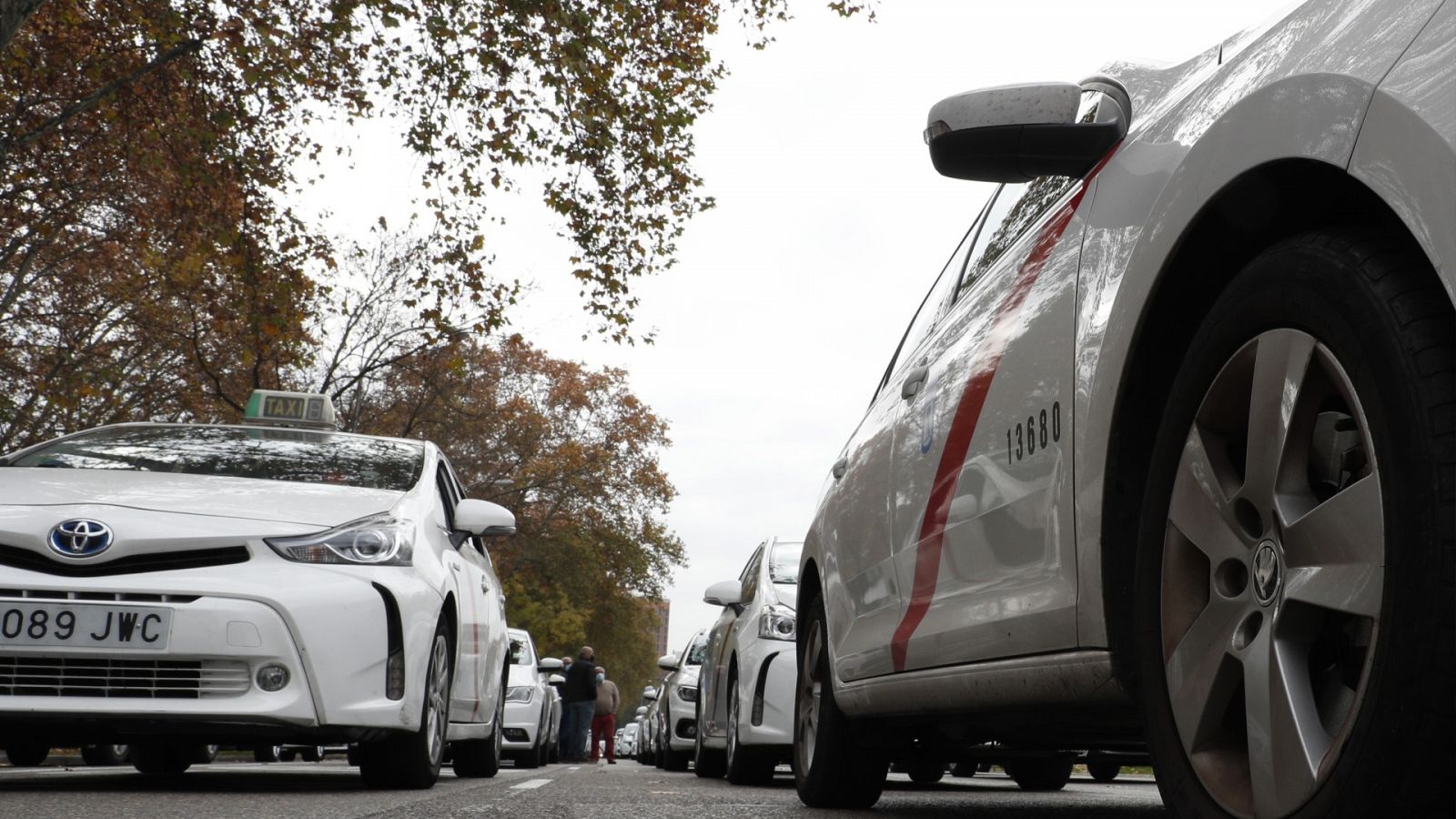 Taxis aparcados en la Plaza de Colón de Madrid