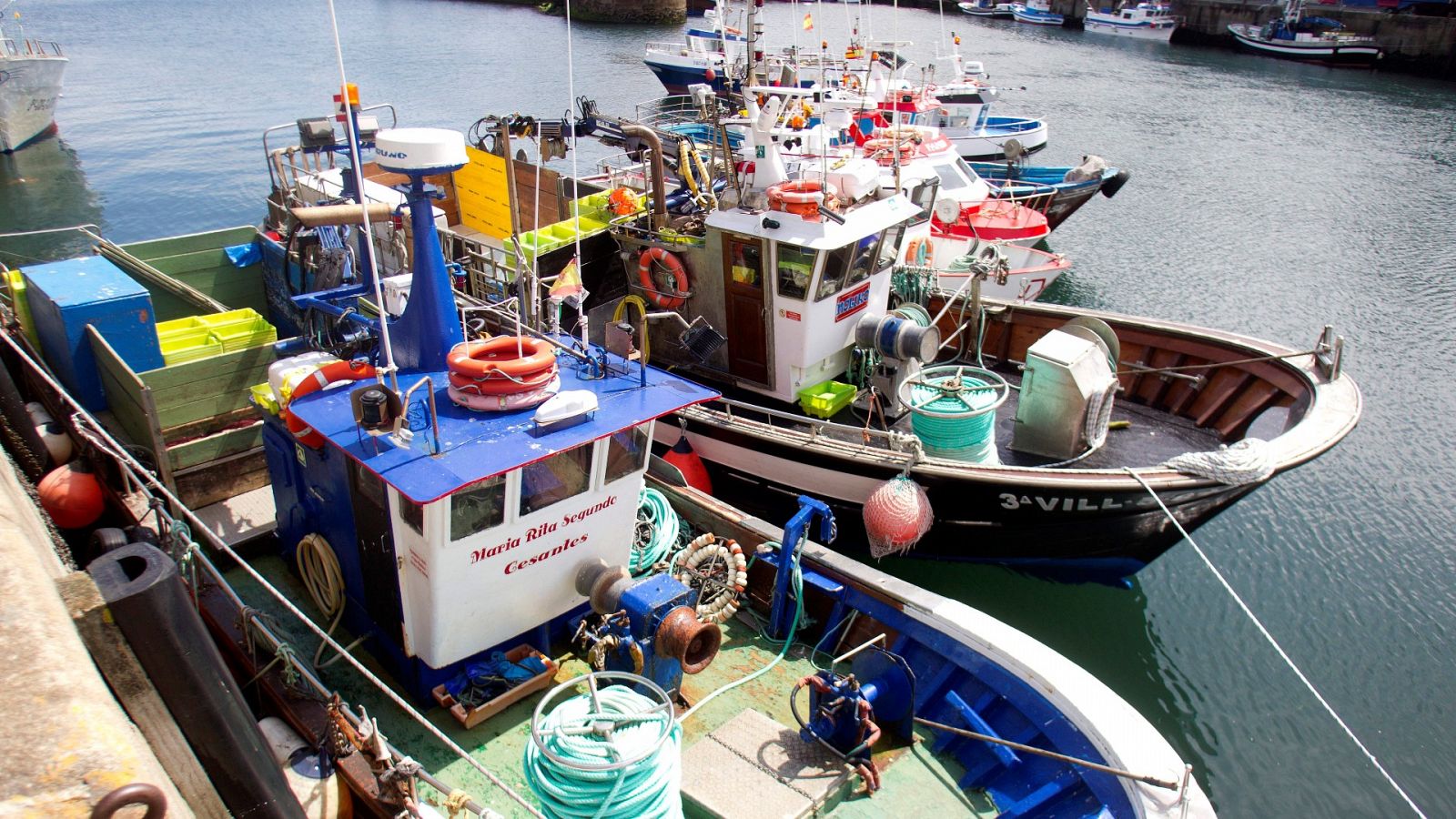 Embarcaciones en el Puerto de Vigo (Galicia)