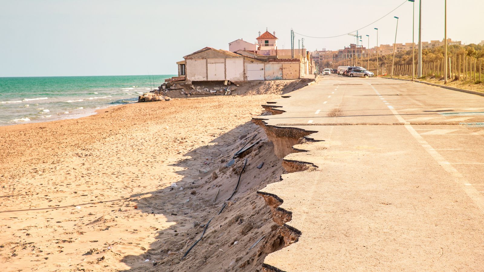 Según los expertos, conviene replanificar el litoral valenciano para evitar que los efectos del cambio climático puedan costar vidas