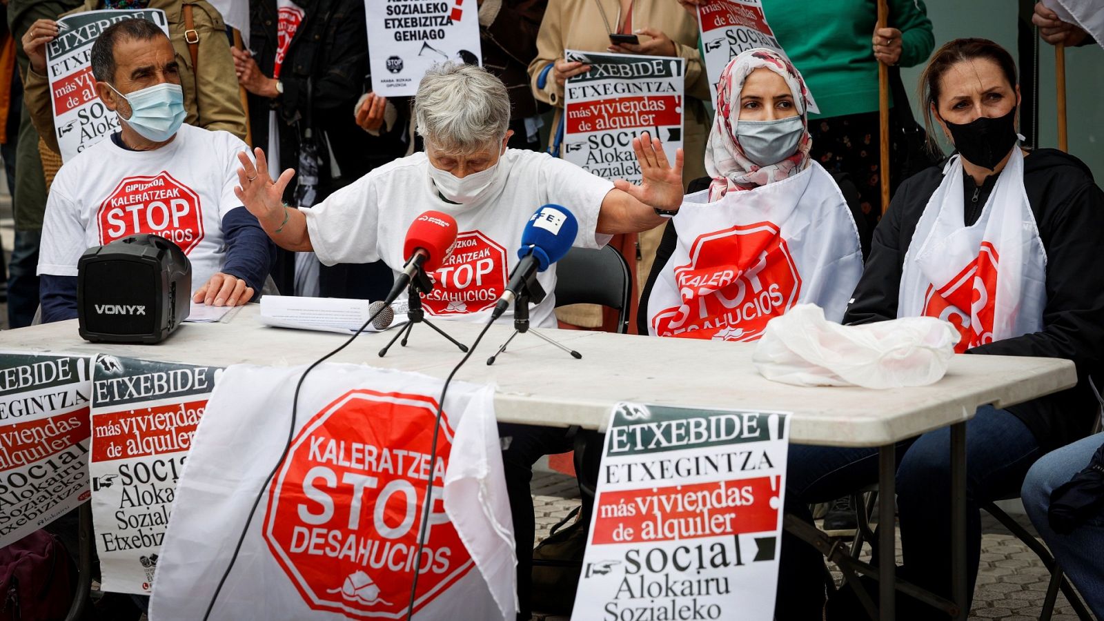 La plataforma Stop Desahucios denuncia el fin de contratos de alquiler social