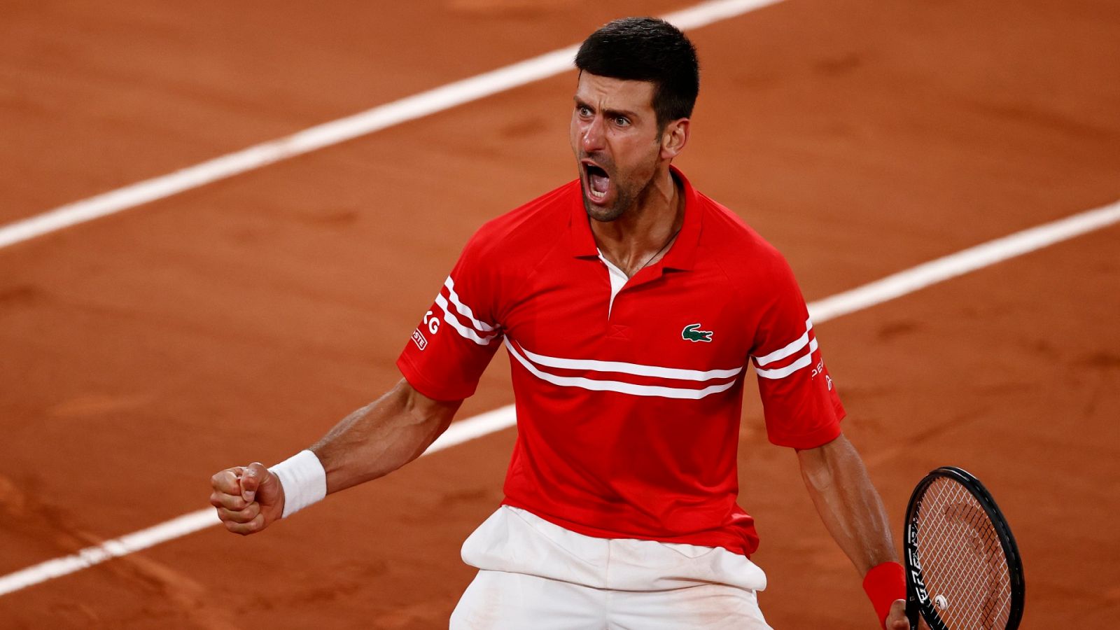 Djokovic celebrando su victoria ante Berrettini