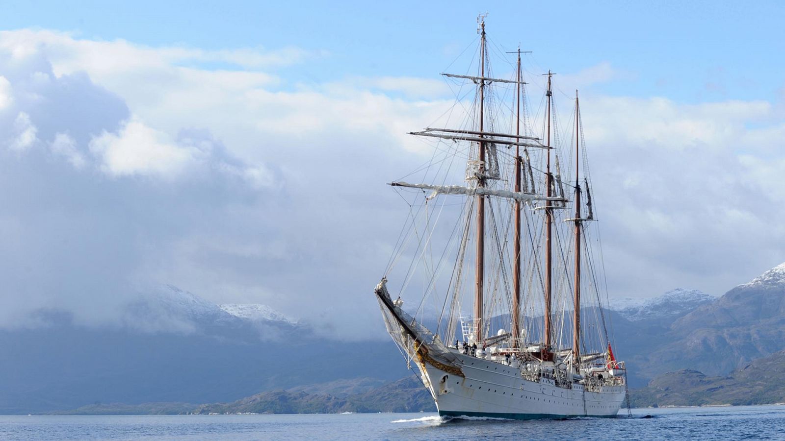 Buque escuela de Juan Sebastián Elcano