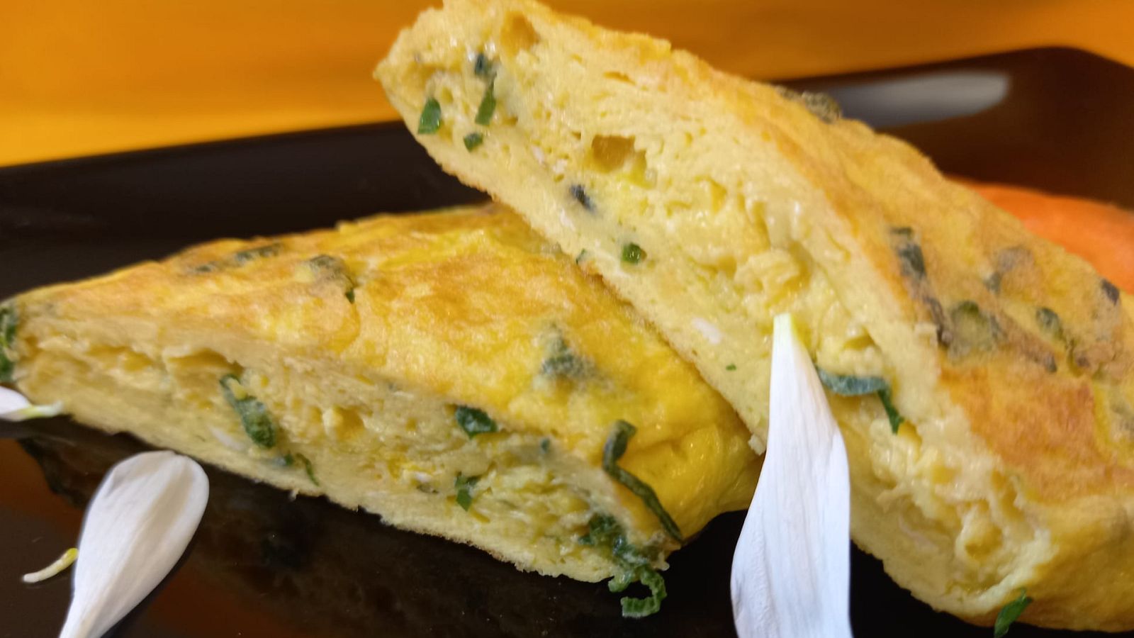  Receta tortilla de hojas verdes, para aprovechar los manojos y no tirar nada