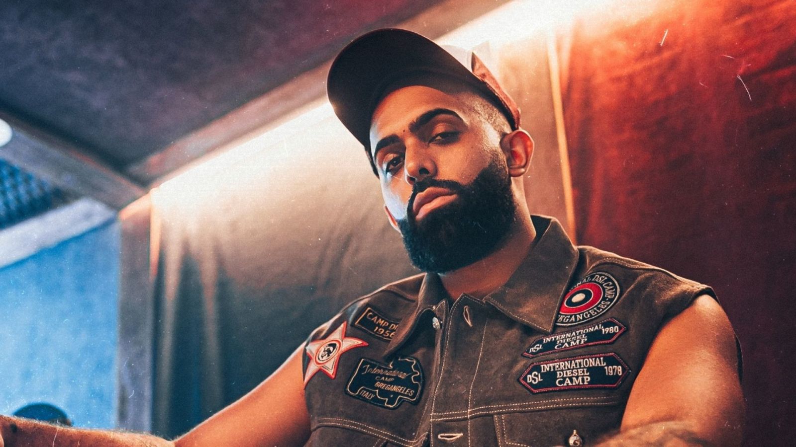 Eladio Carrión presenta 'SEN2 KBRN'