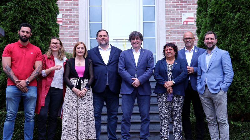 Puigdemont i Junqueras es retroben després de gairebé quatre anys