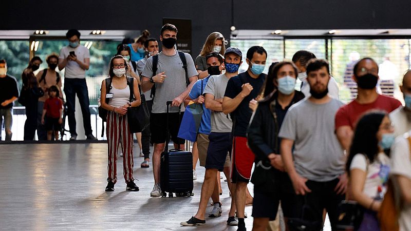 Cola para vacunarse en el centro de Londres