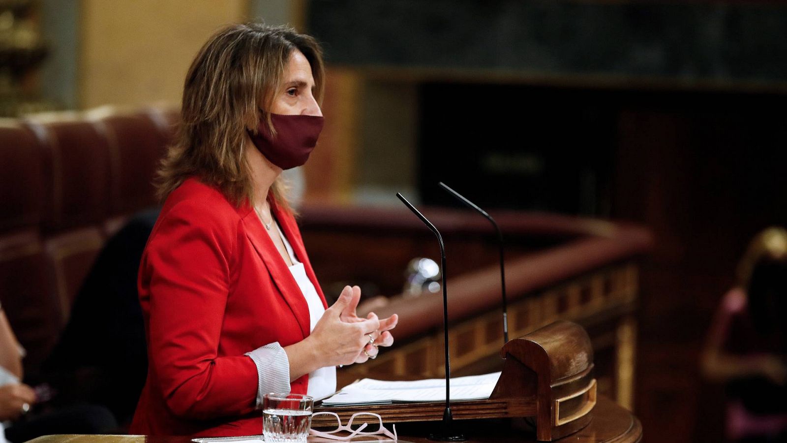 La ministra para la Transición Ecológica, Teresa Ribera, durante su intervención en el Congreso este miércoles