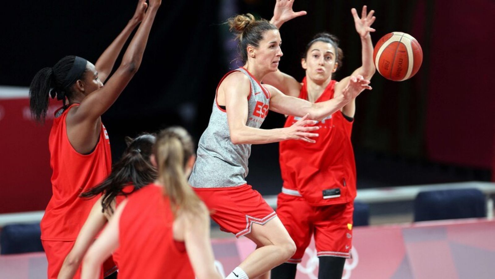 Imagen del etrenamiento de la selección española femenina de baloncesto.