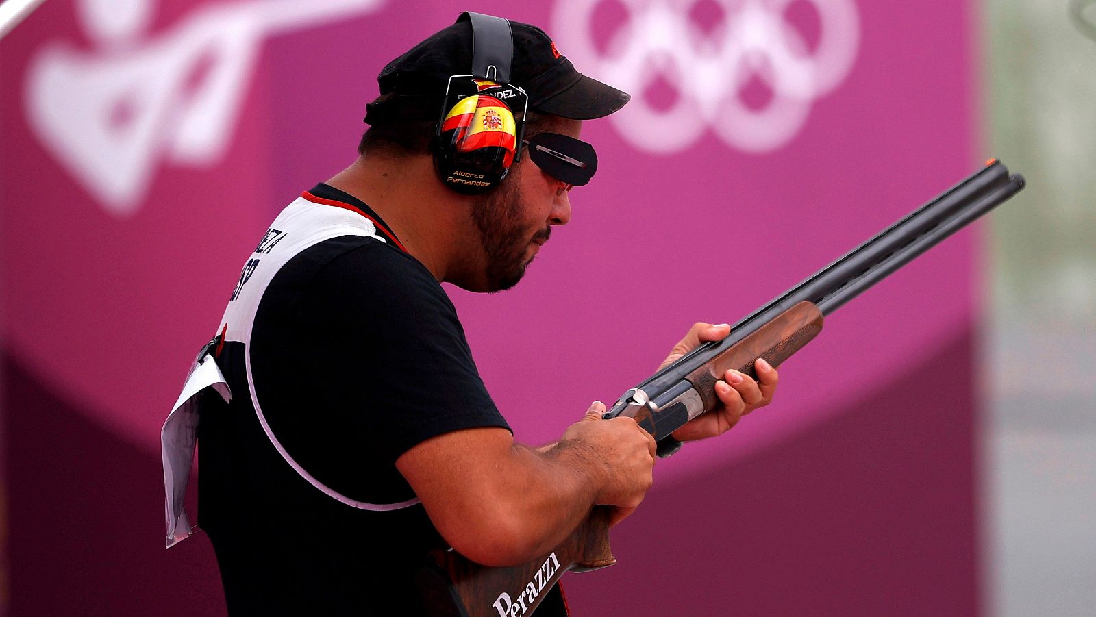 Alberto Fernández, durante la prueba de tiro olímpico en Tokyo 2020