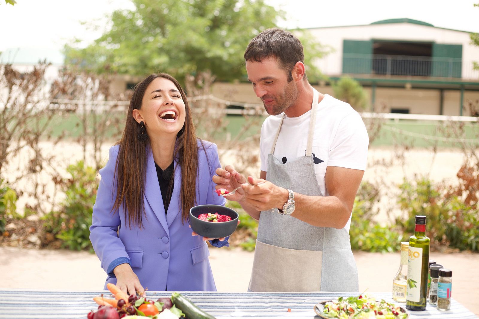 Ofelia y José Bono mezclan hípica y gastronomía