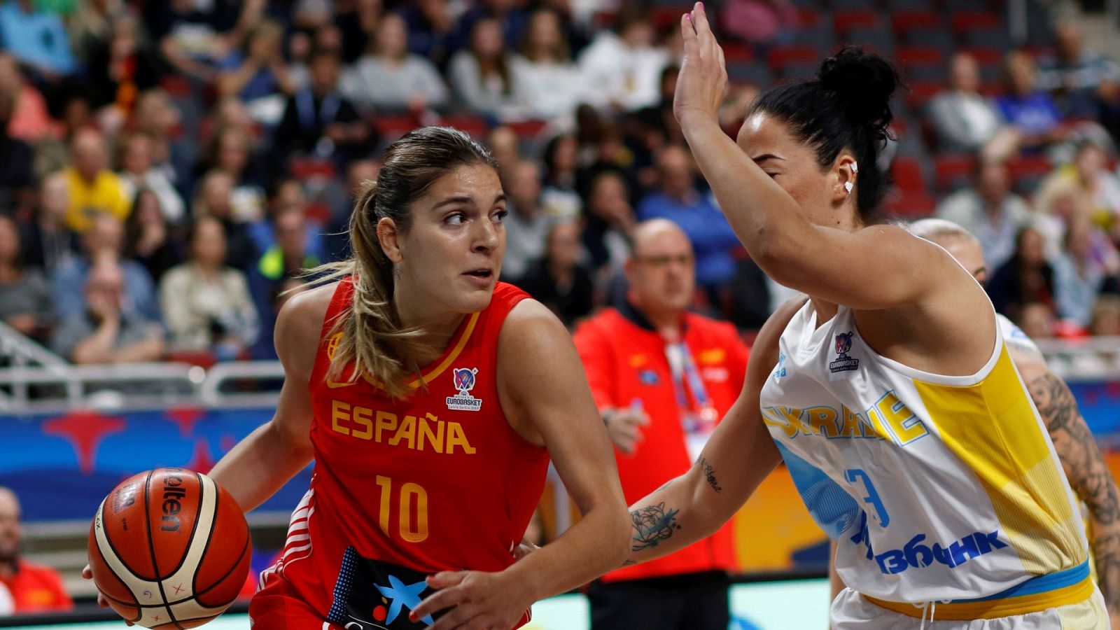 Marta Xargay disputando un partido con la selección española durante el Eurobasket 2019