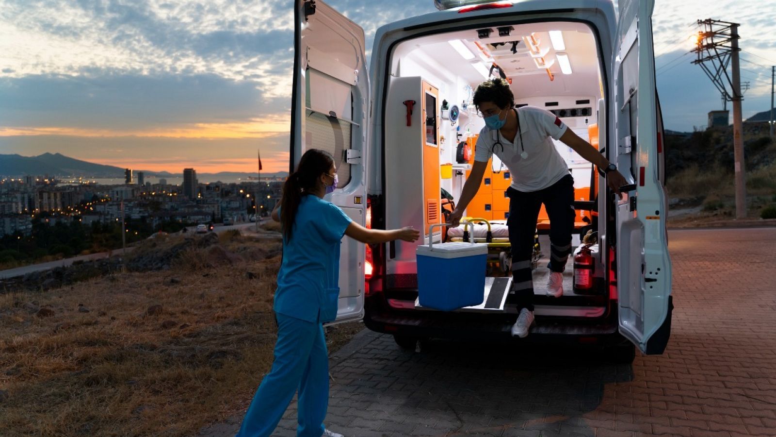  Los trasplantes de riñón de donante vivo se redujeron un 40%