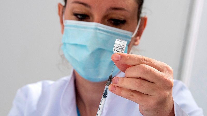 El 70 % de la población adulta de la UE ya está completamente vacunada