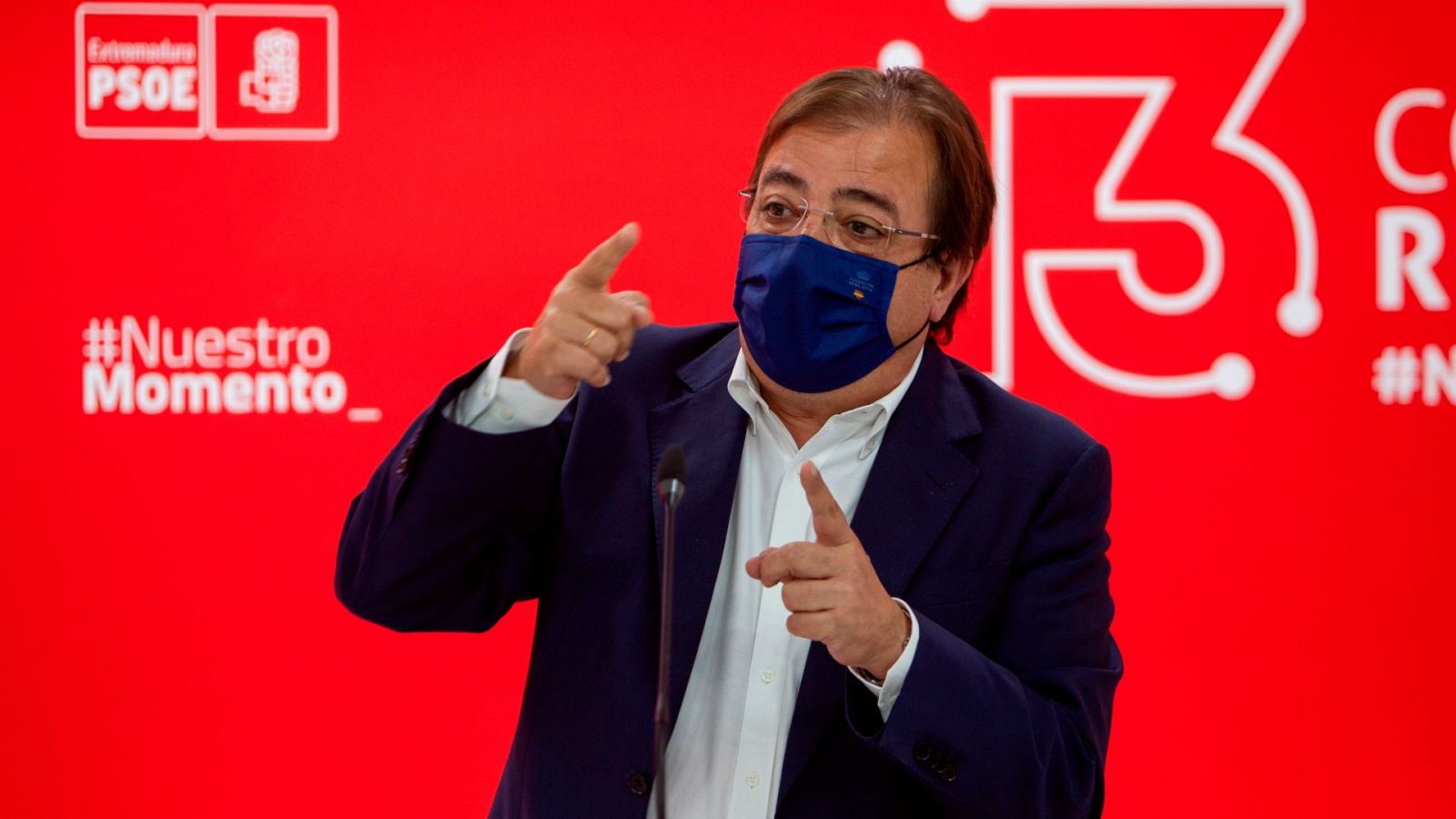 El secretario general del PSOE de Extremadura, Guillermo Fernández Vara, durante una rueda de prensa.