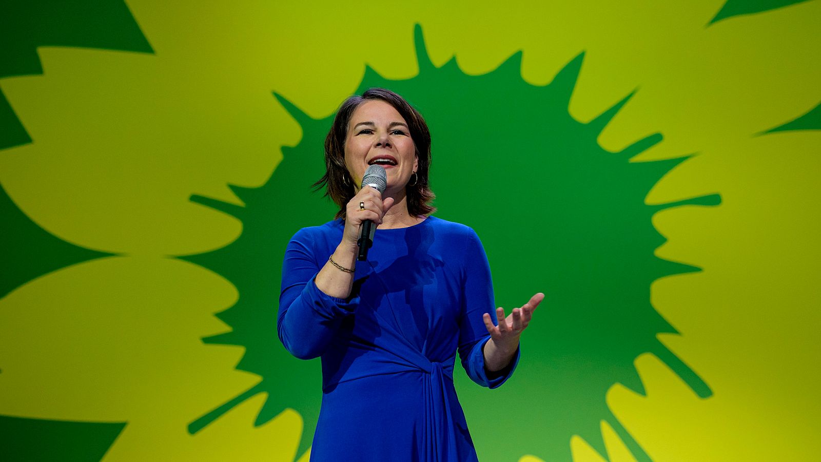 Annalena Baerbock, candidata de Los Verdes, tras conocer los primeros sondeos en las elecciones alemanas.