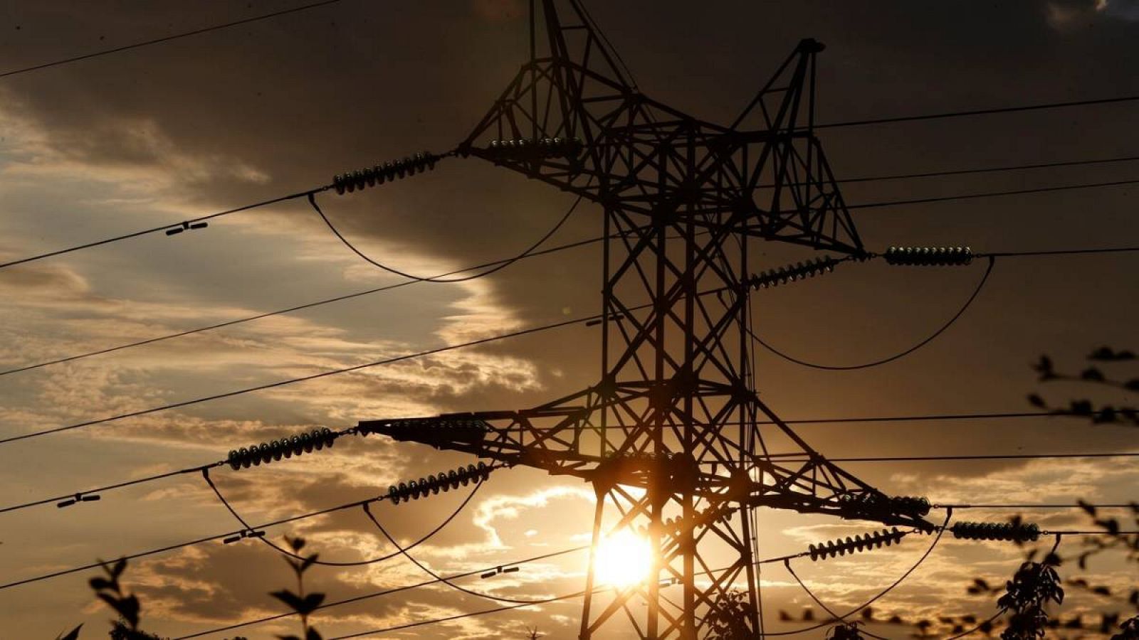 El Gobierno francés anuncia medidas para paliar la subida del precio de la energía