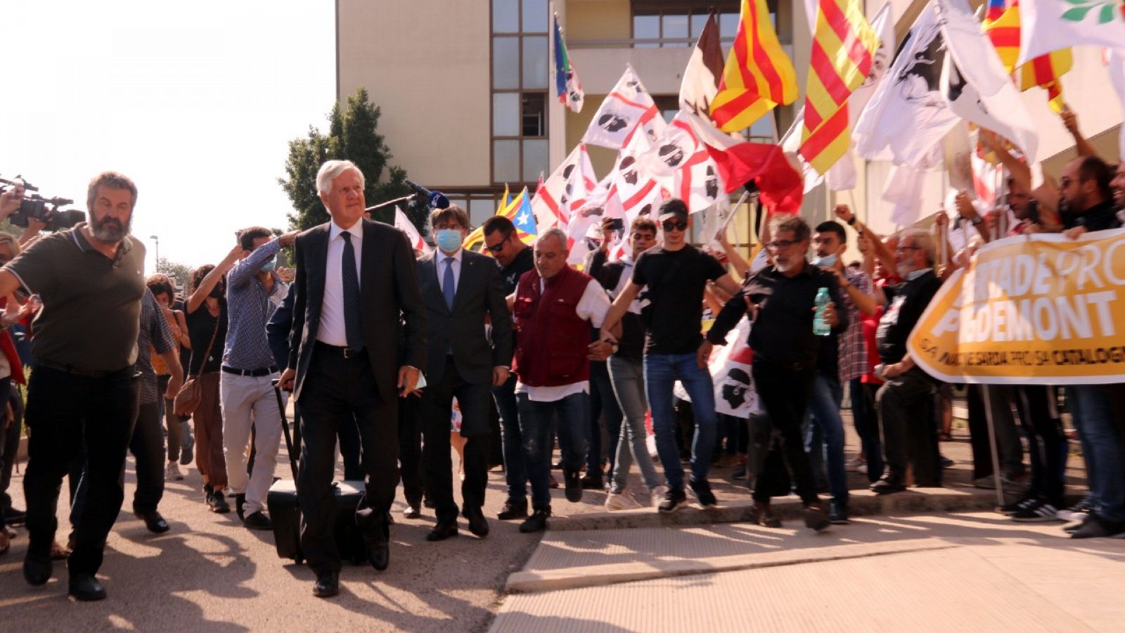 Arribada de Carles Puigdemont al tribunal de Sàsser, Sardenya