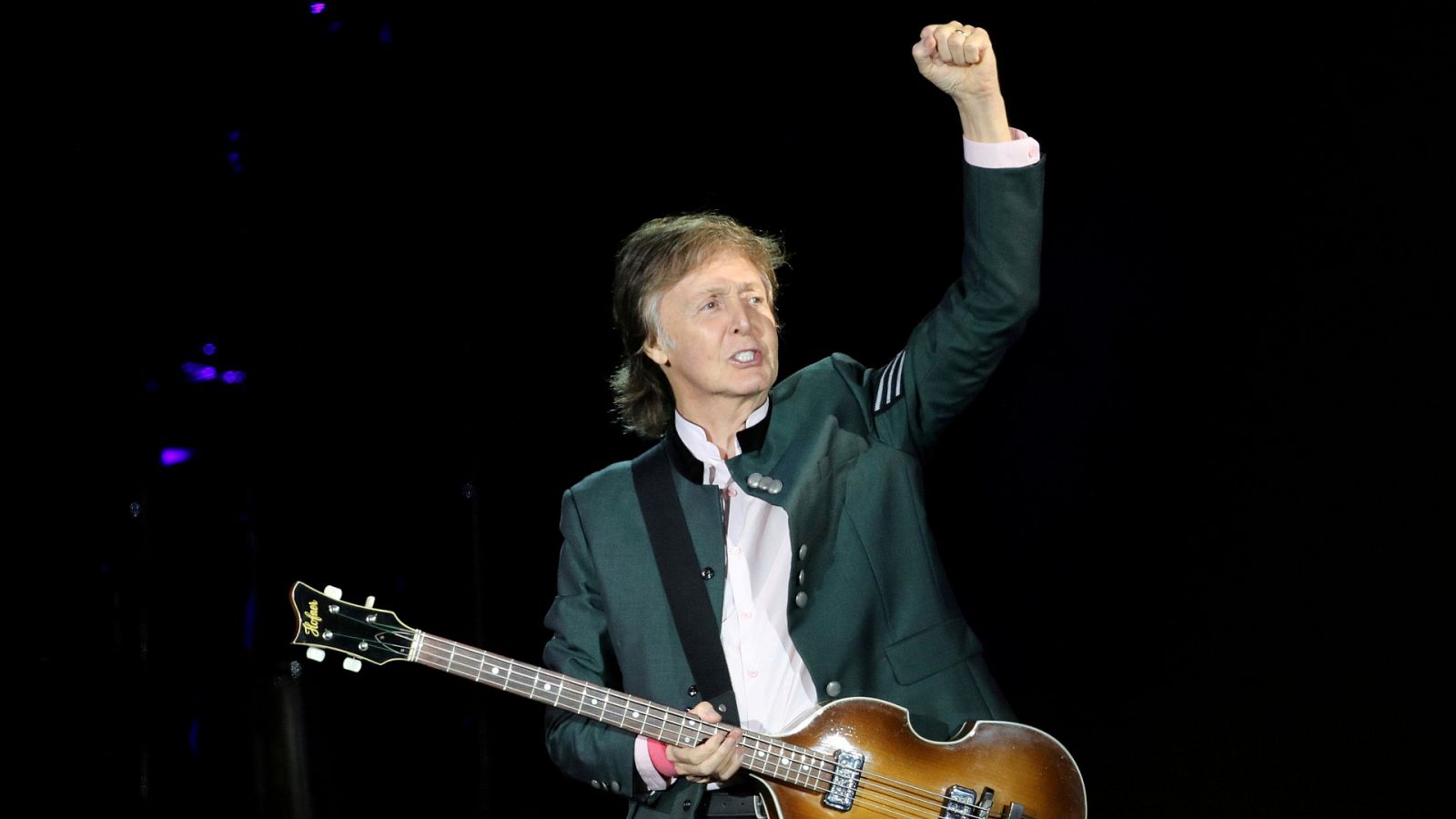 El músico Paul McCartney durante un concierto en Brasil en 2017