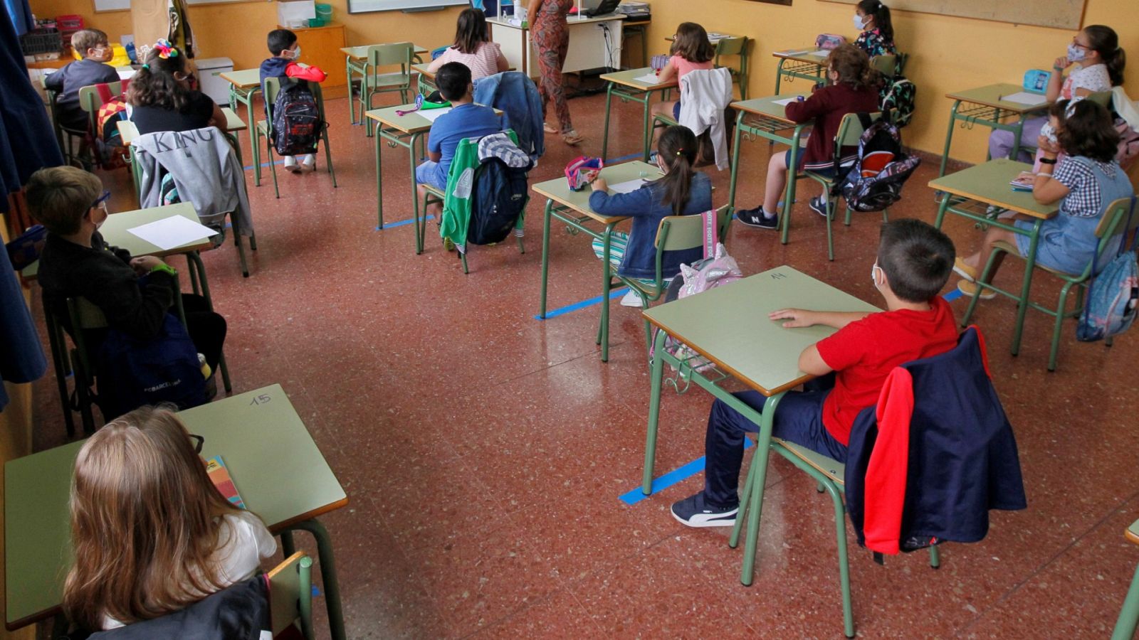 Alumnos de Primaria en un colegio de Oviedo en el comienzo del curso, en una imagen de archivo