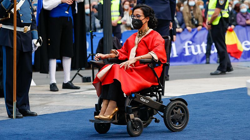Teresa Perales en la alfombra azul del Teatro Campoamor (Oviedo)